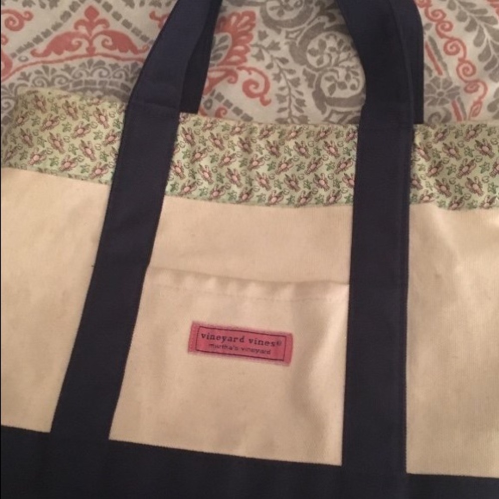 Mini Vineyard Vines tote